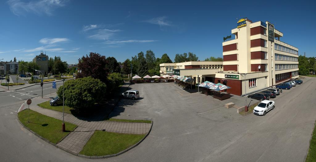 Hotel Slunce Havlickuv Brod Bagian luar foto