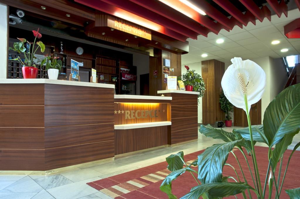 Hotel Slunce Havlickuv Brod Bagian luar foto