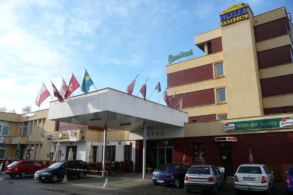 Hotel Slunce Havlickuv Brod Bagian luar foto