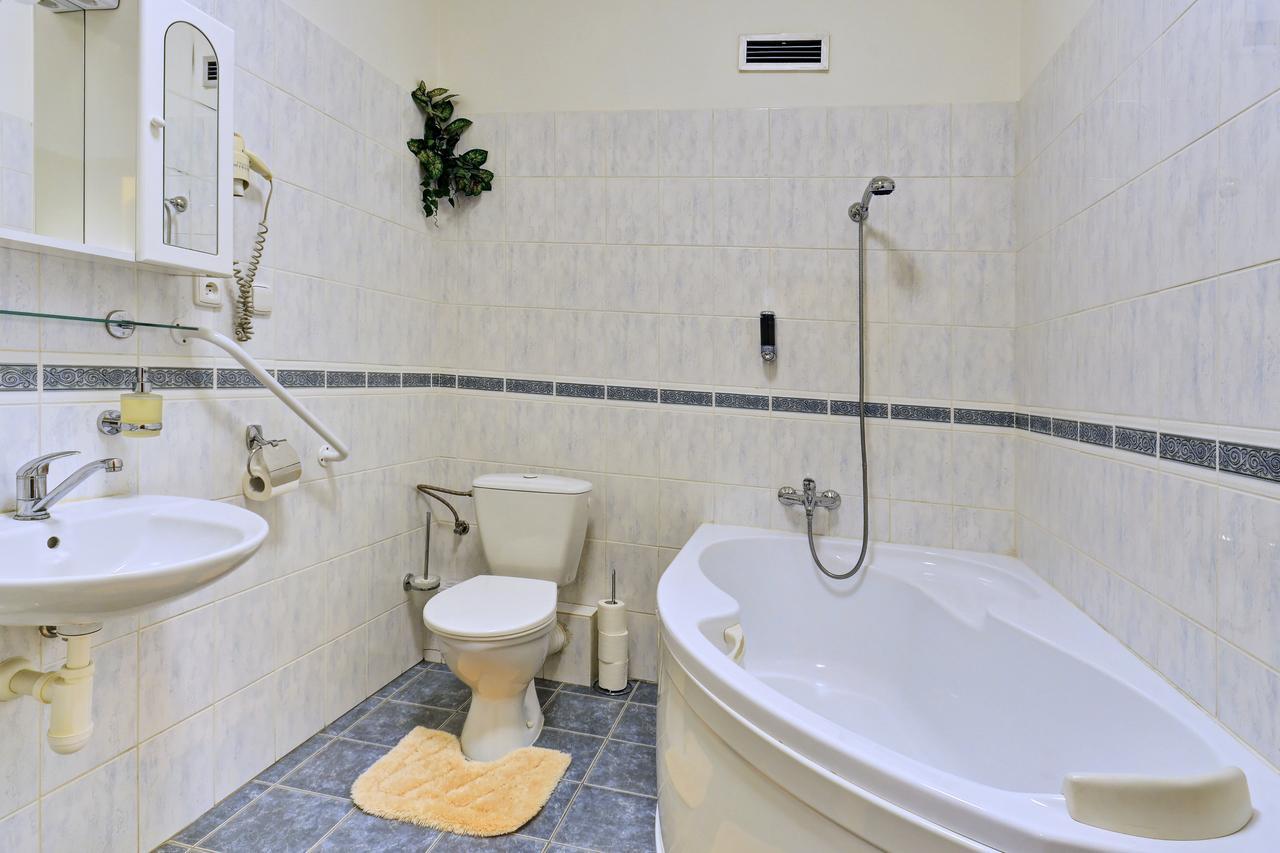 Hotel Slunce Havlickuv Brod Bagian luar foto