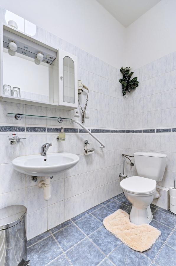 Hotel Slunce Havlickuv Brod Bagian luar foto